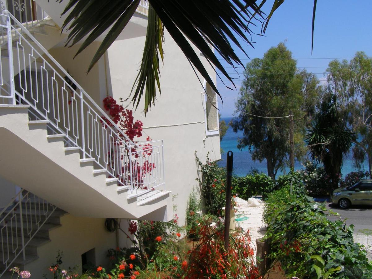 Aparthotel Ionian Mare Agios Ioannis Peristerion Exteriér fotografie