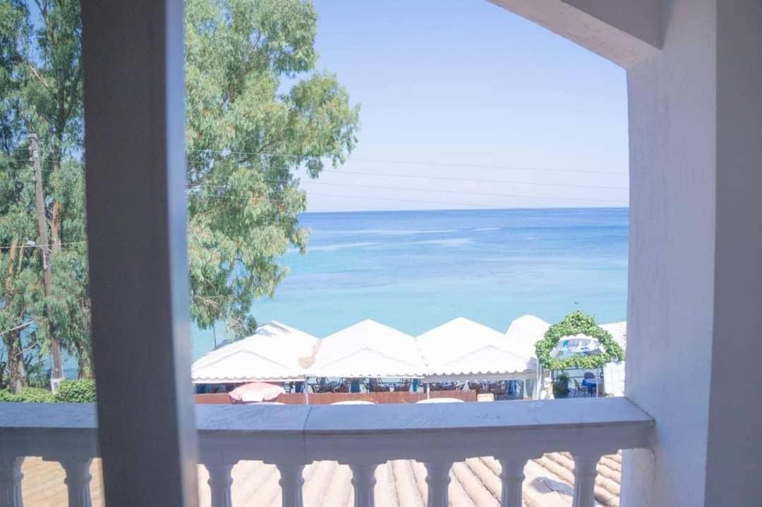 Aparthotel Ionian Mare Agios Ioannis Peristerion Exteriér fotografie