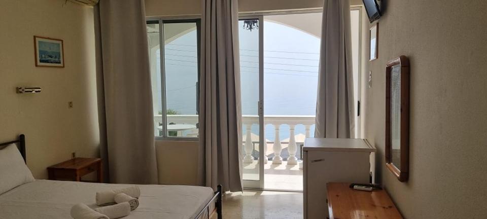 Aparthotel Ionian Mare Agios Ioannis Peristerion Exteriér fotografie