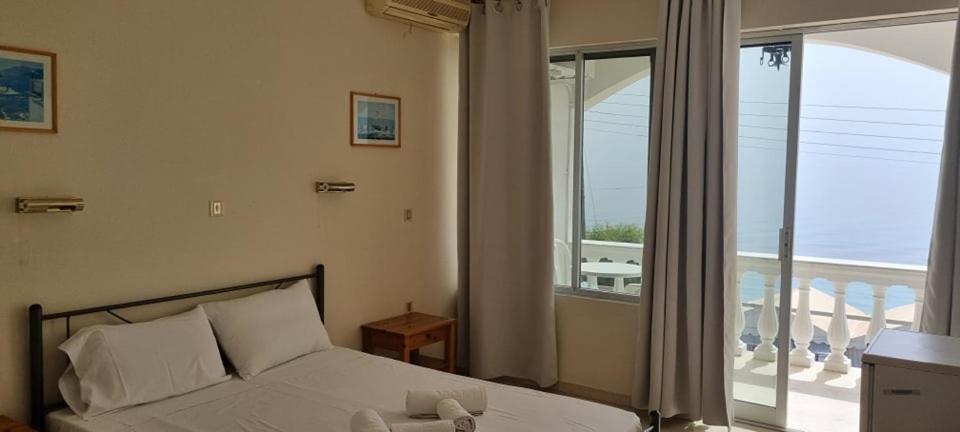 Aparthotel Ionian Mare Agios Ioannis Peristerion Exteriér fotografie