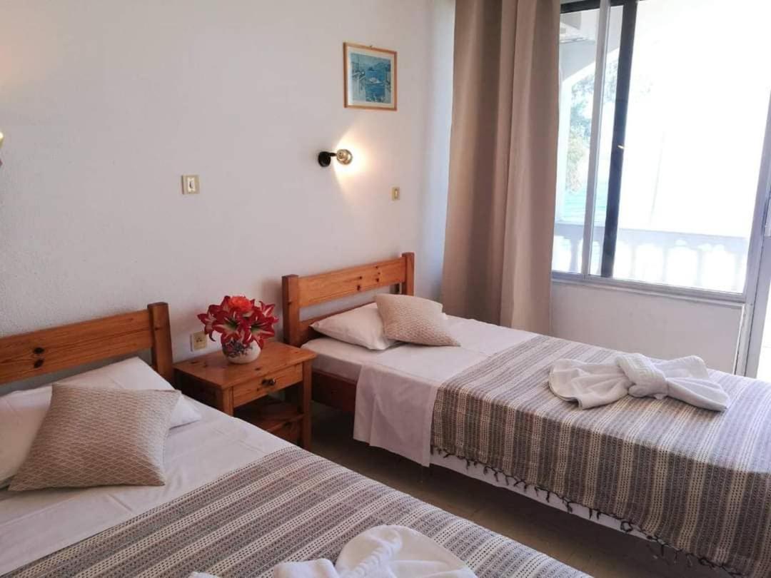 Aparthotel Ionian Mare Agios Ioannis Peristerion Exteriér fotografie