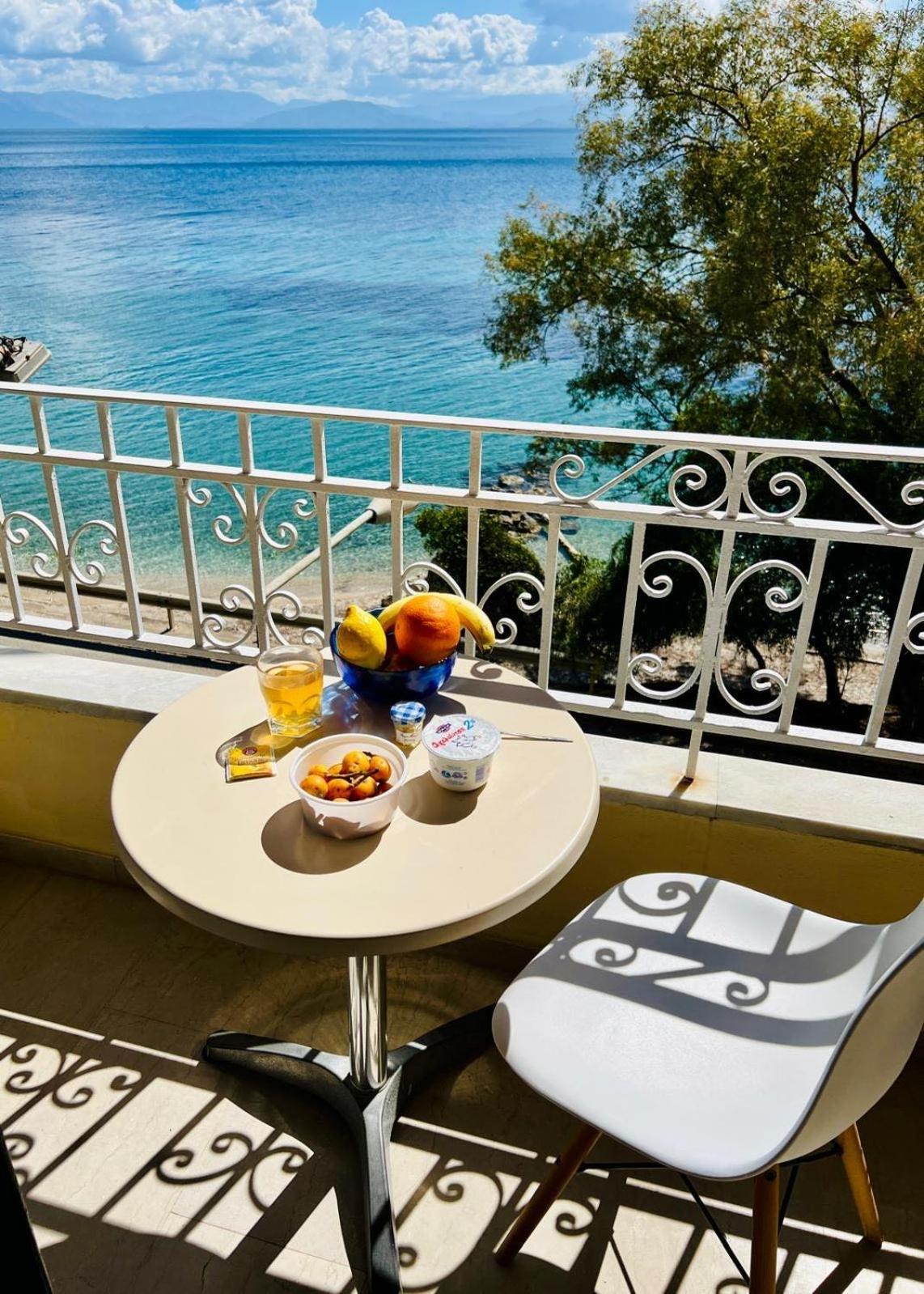 Aparthotel Ionian Mare Agios Ioannis Peristerion Exteriér fotografie